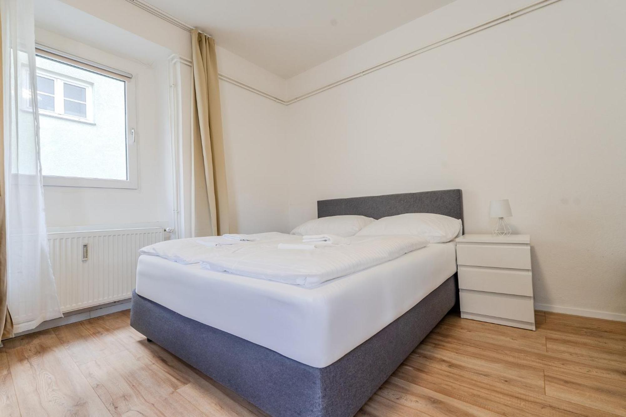 Whats-App Self-Check-In - Vibrant City Life In Graz Buitenkant foto